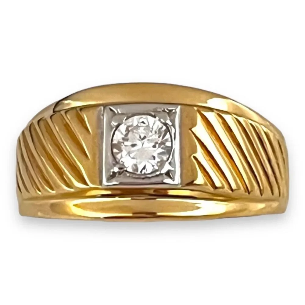 Vintage 1970s Ring Sz 8 Cubic Zirconia Solitaire Textured 18KT Gold Plated - 14O